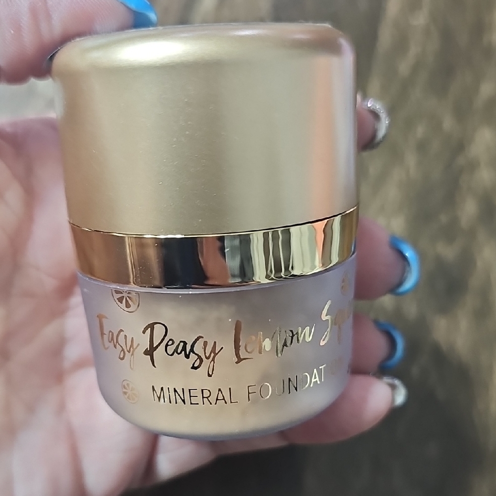 Belle Beauty Mineral Foundation - TAN